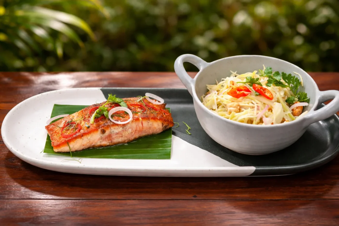 ຍຳໝາກມ່ວງ ປາແຊວມ່ອນ - Yam Mamuang Pa Salmon