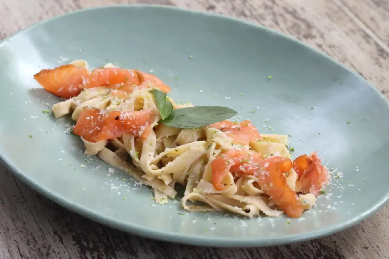 Fettuccini Maison au Saumon